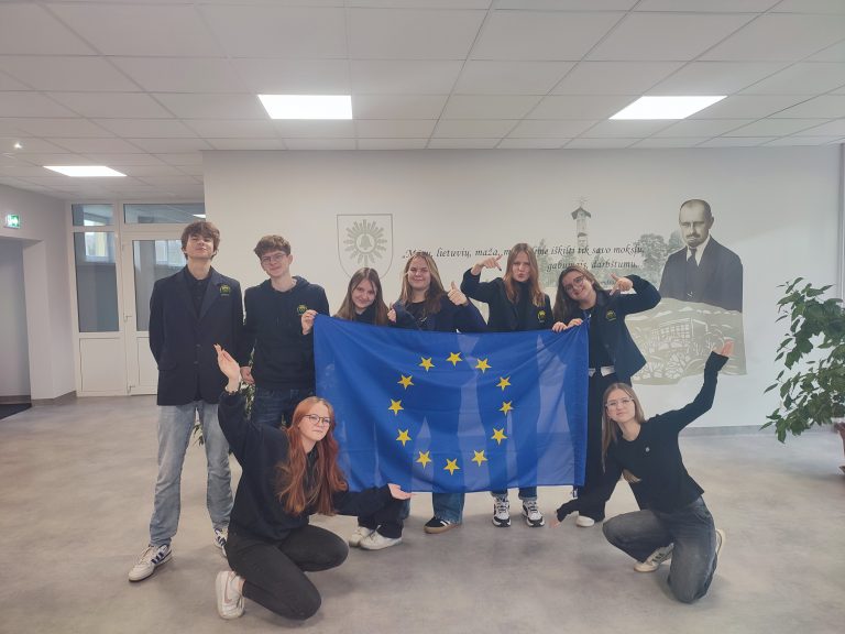 MEPA projektas pristatytas gimnazijos bendruomenei